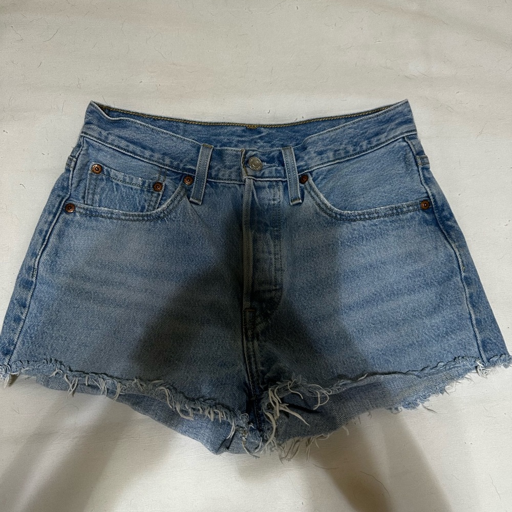 Levi 501 Jean shorts (27)